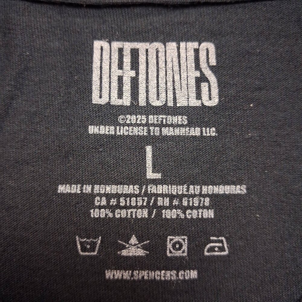 NWOT Deftones Graphic Band T-Shirt Black Men's LARGE New - Picture 3 of 5